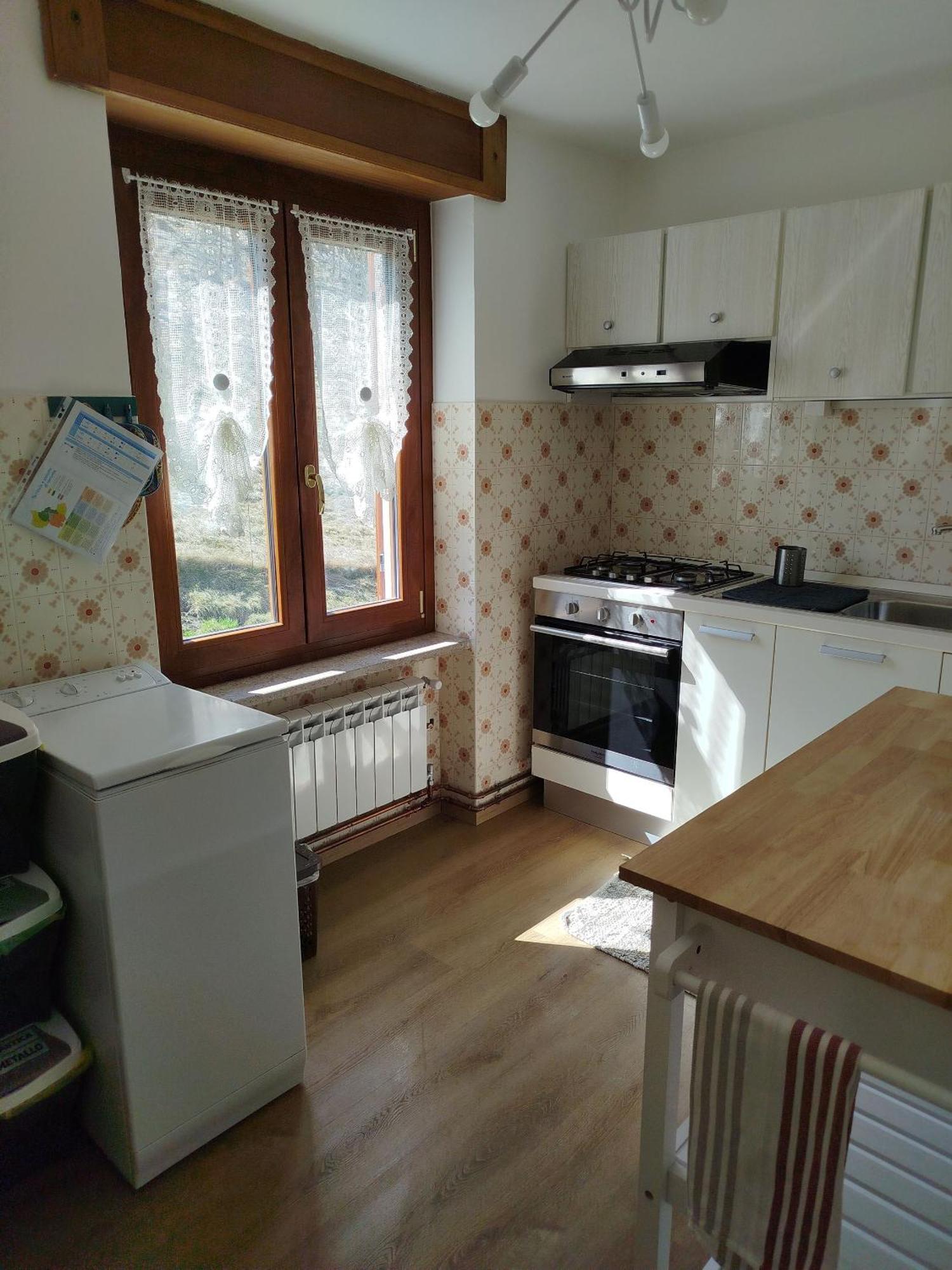 Single House Totally Independet Introd Bagian luar foto